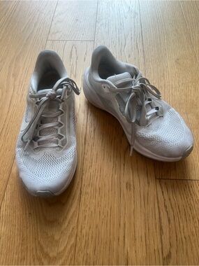 Nike White Running Shoes Sneakers